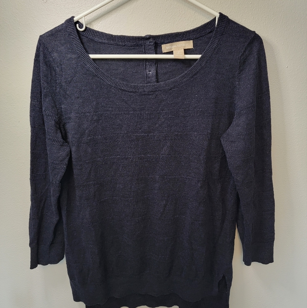 Banana Republic Size Medium Navy Sweater